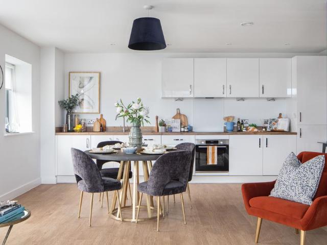 2 bedroom apartment for sale