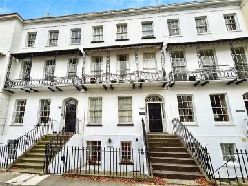 Cheltenham, Gloucestershire county, Southdowns