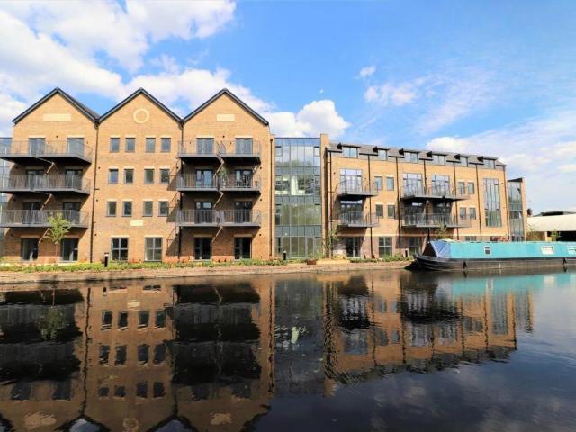 2 bedroom apartment for sale