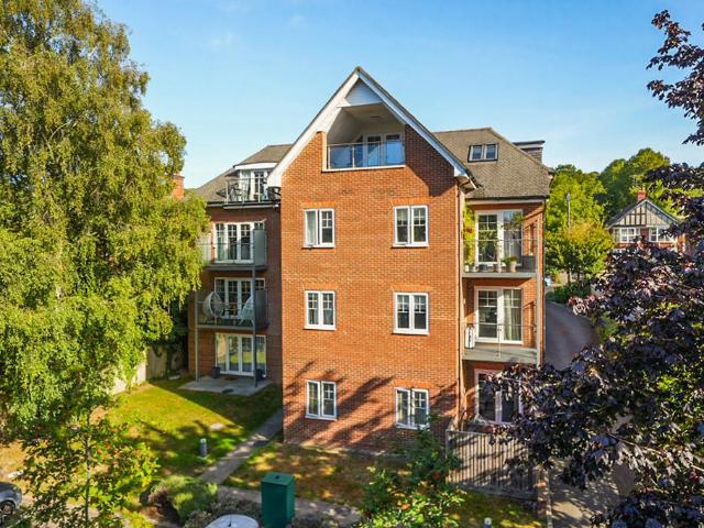 2 bedroom apartment for sale