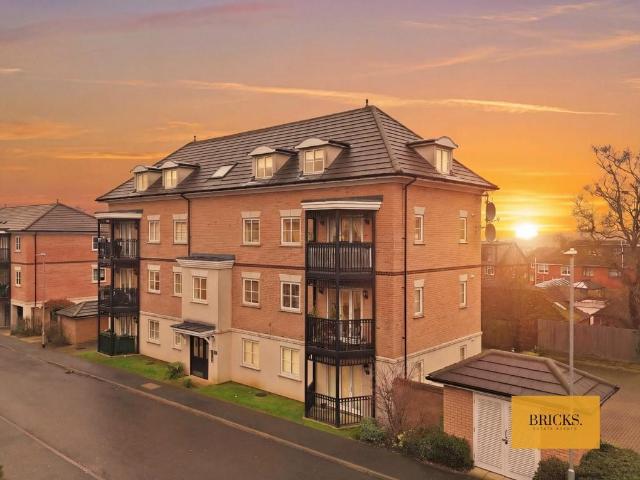 2 bedroom apartment for sale