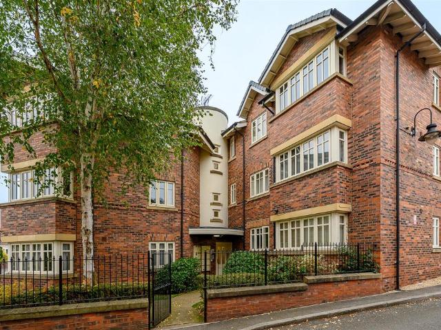 2 bedroom apartment for sale