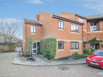 Babergh, CO6, East of England - Equipped kitchen