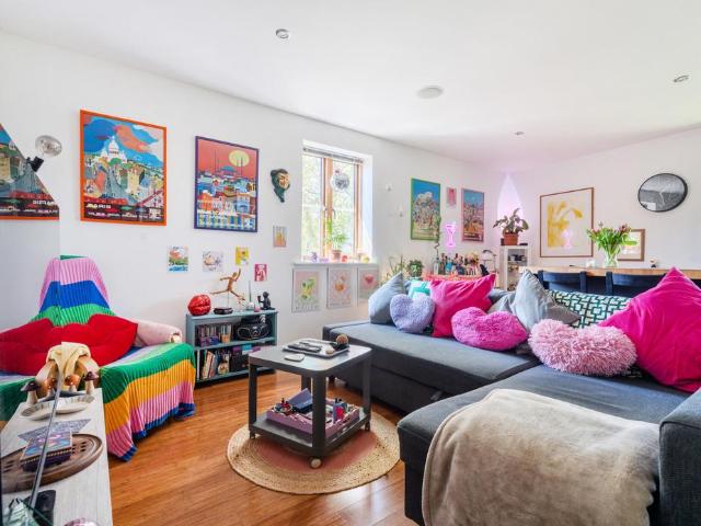 2 bedroom apartment for sale