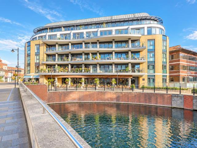 2 bedroom apartment for sale