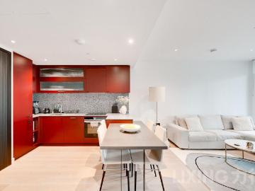 Flat for sale in Nine Elms - Garden