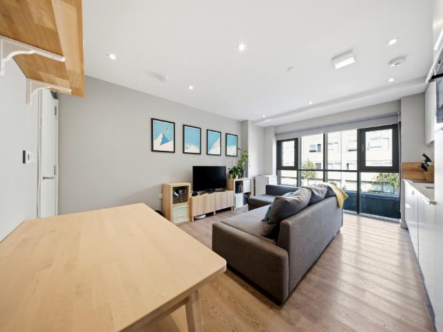 2 bedroom apartment for sale