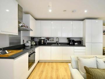 Flat for sale in Nine Elms