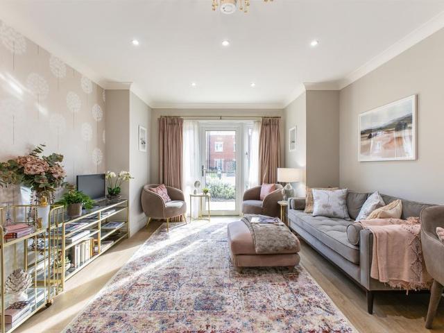 2 bedroom apartment for sale