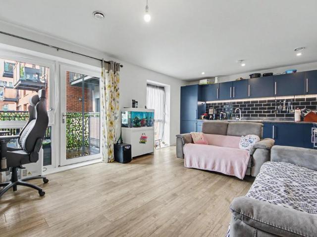 2 bedroom apartment for sale