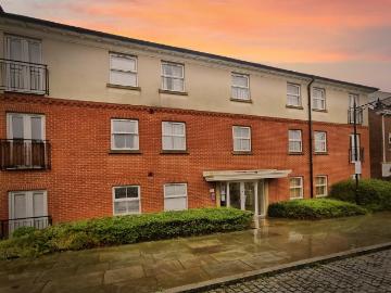 2 bedroom apartment for sale