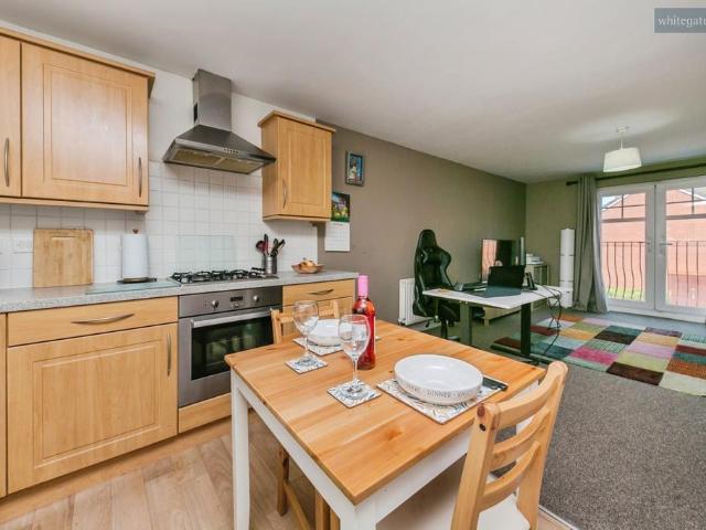 2 bedroom apartment for sale