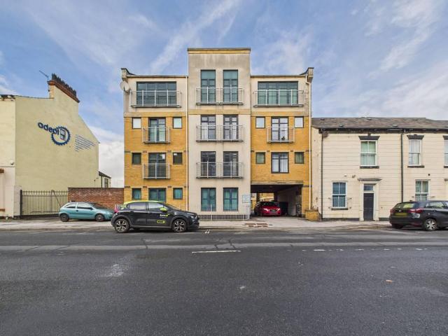 2 bedroom apartment for sale