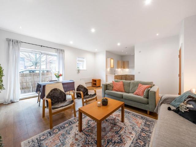 2 bedroom apartment for sale