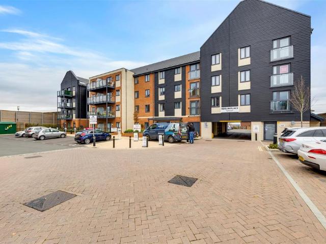 2 bedroom apartment for sale