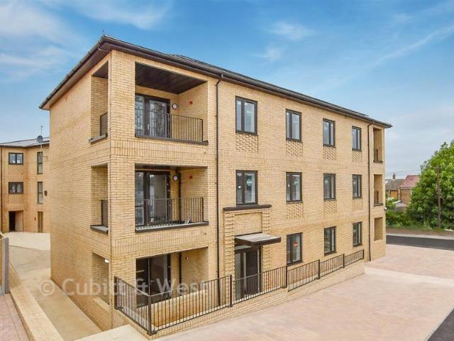 2 bedroom apartment for sale
