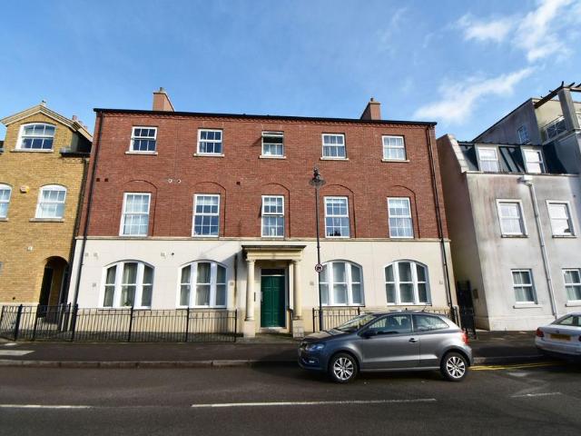 2 bedroom apartment for sale