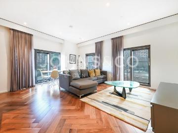 Nine Elms, London, Greater London - Garden