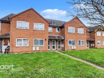 Huntingdonshire, East of England - Balcony