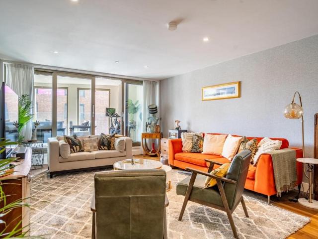 2 bedroom apartment for sale