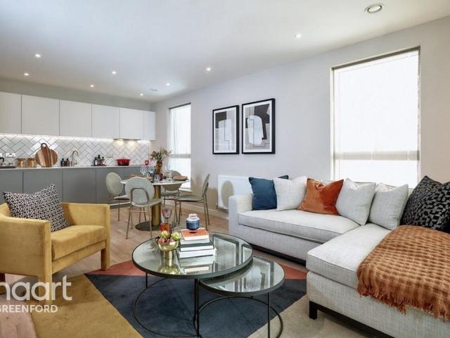 2 bedroom apartment for sale