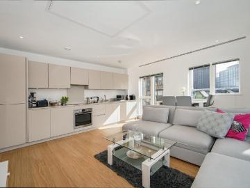 Flat for sale in Selhurst - Balcony, Lift