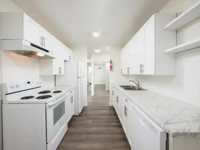 2 Bedroom Apartment Fort Saskatchewan AB 105308496