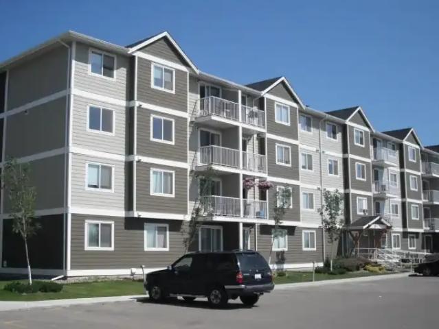 2 Bedroom Apartment Fort St. John BC 105466312