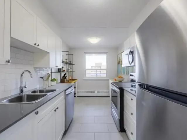 2 Bedroom Apartment Guelph ON 104840213
