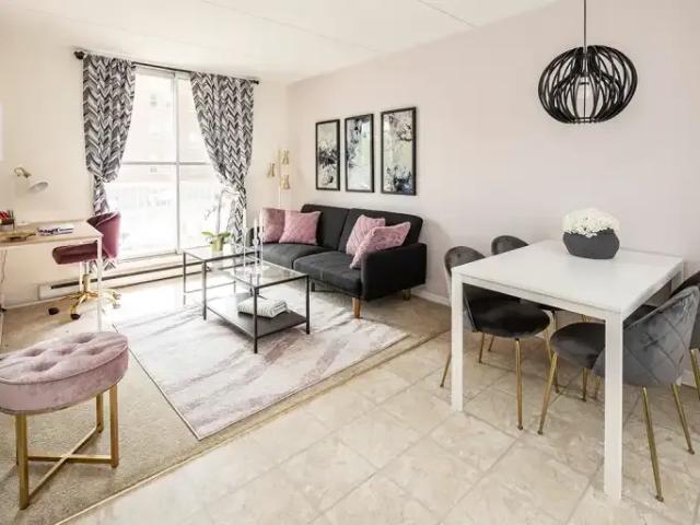 2 Bedroom Apartment Gatineau QC 103957954