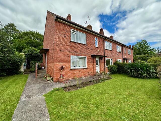2 Bedroom Apartment Glastonbury Somerset 101352115