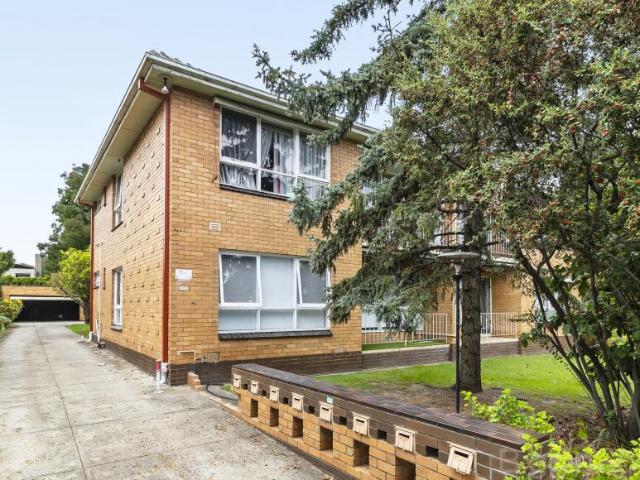 2 Bedroom Apartment Glen Huntly VIC 101583030
