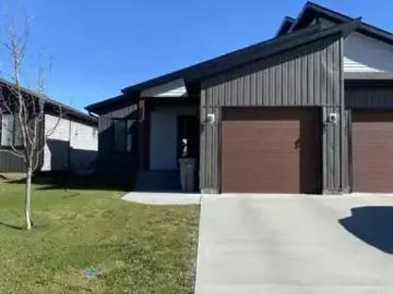 2 Bedroom Apartment Grande Prairie AB 103542272