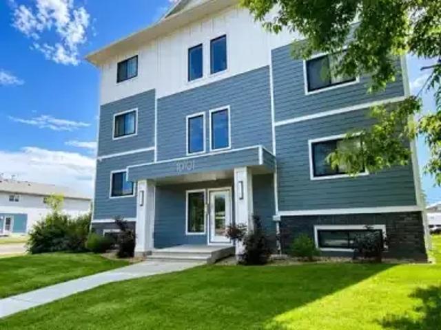 2 Bedroom Apartment Grande Prairie AB 104782847