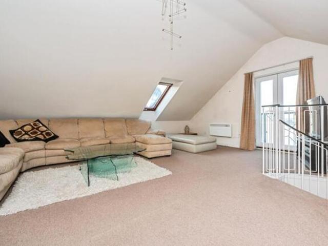 2 Bedroom Apartment Gravesend Kent 101119231