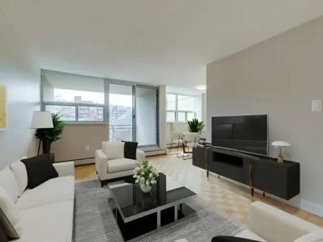 2 Bedroom Apartment Hamilton ON 105653510