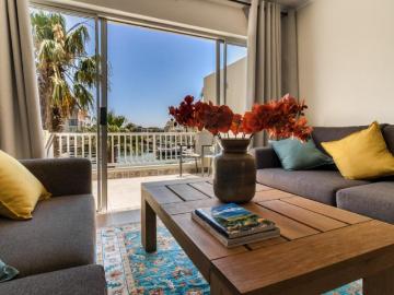 2 Bedroom Apartment Harbour Island Harbour Island 99384408