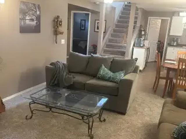 2 Bedroom Apartment High River AB 105526137