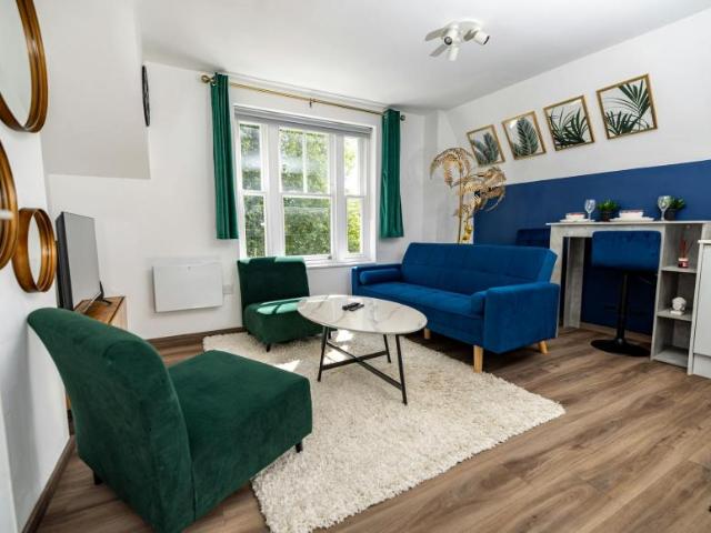 2 Bedroom Apartment High Wycombe High Wycombe 93724345