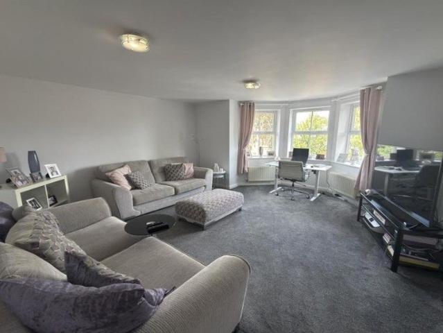 2 Bedroom Apartment Available Arranging tenancy