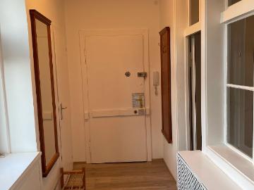 ✨ 2 Bedroom Apartment I Near Vienna Main Station  I 10 min into the city center ✨, Vienna Amsterdam Apartments for Rent