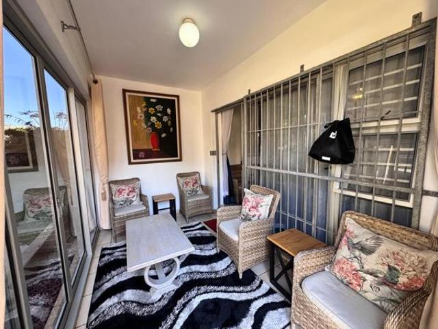2 Bedroom Apartment in Manaba Beach