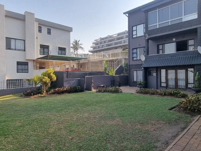 2 Bedroom Apartment in Manaba Beach
