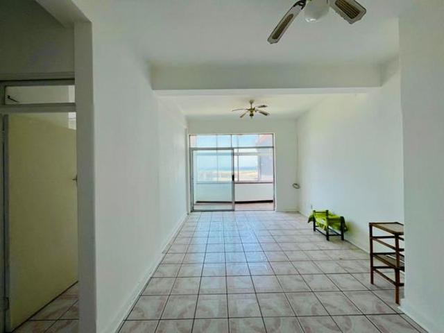 2 Bedroom Apartment in Margate Beach