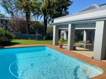 2 Bedroom Apartment in Melrose North