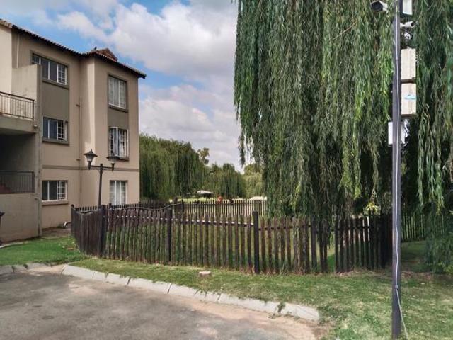 2 Bedroom Apartment in Meredale