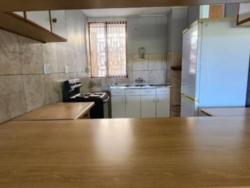 2 Bedroom Apartment in Middelpos