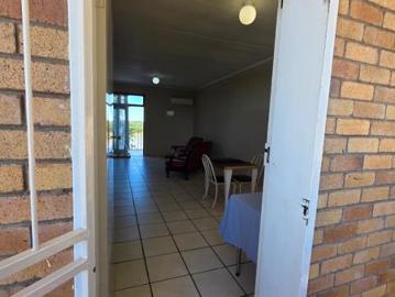 2 Bedroom Apartment in Middelpos