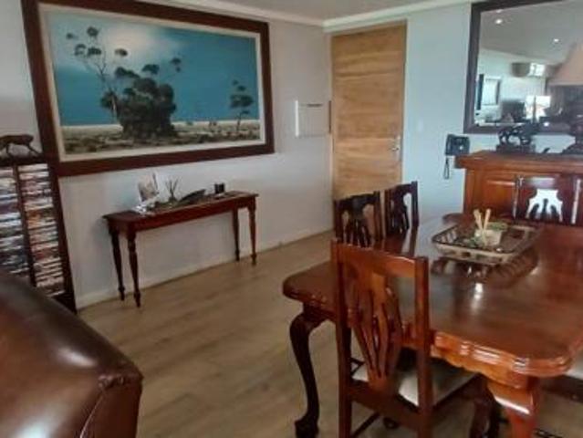 2 Bedroom Apartment in Midfield Estate