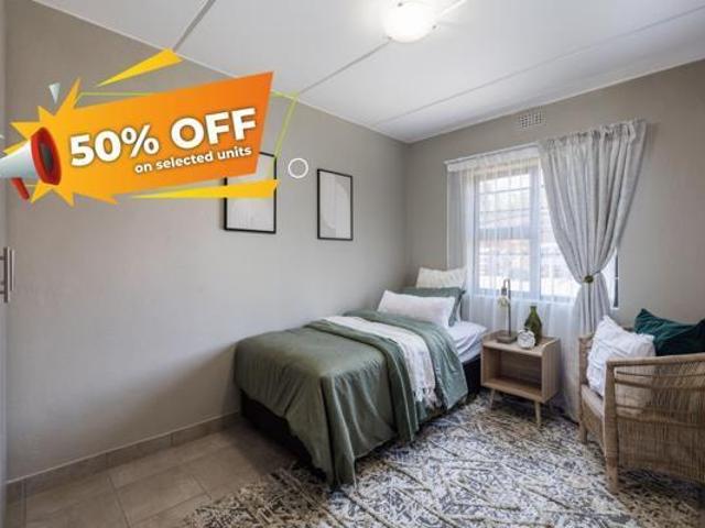 2 Bedroom Apartment in Mooikloof Equestrian Estate